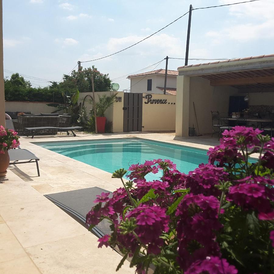 Bed and Breakfast Philoxenia Pourrieres Exterior foto