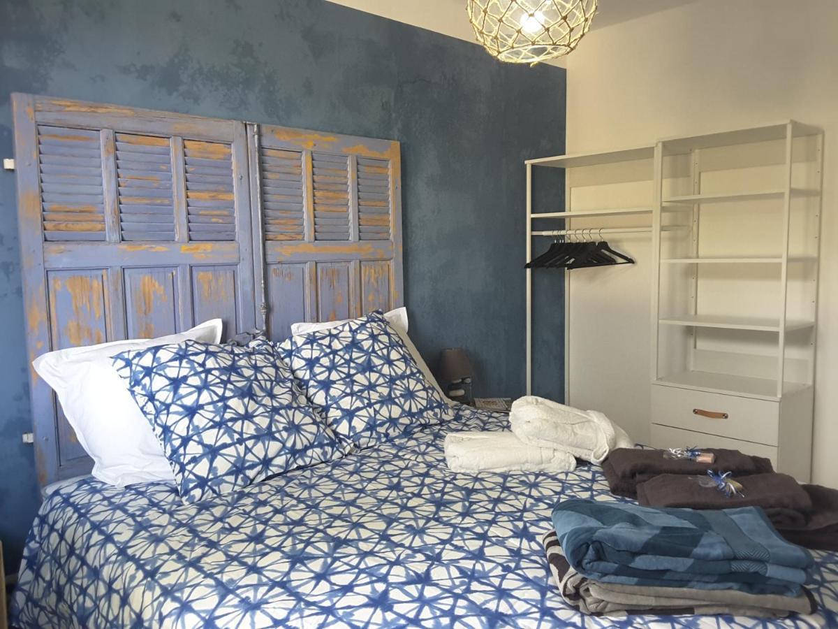 Bed and Breakfast Philoxenia Pourrieres Exterior foto