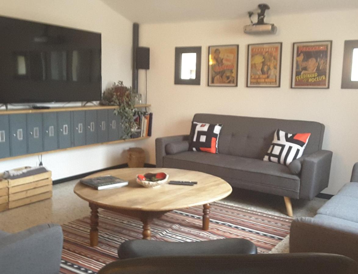 Bed and Breakfast Philoxenia Pourrieres Exterior foto